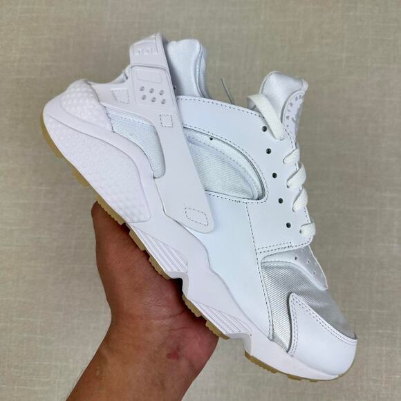 🤍 2021 Nike Air Huarache "White Gum" 8.5M - Picture 1 of 5